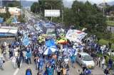 Hinchas de Millonarios despiden por lo alto al equipo antes del juego ante Nacional