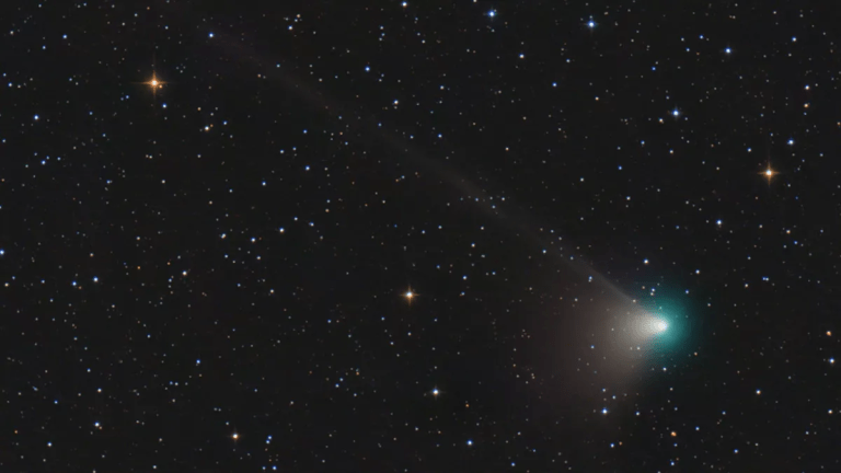 Un cometa no visto desde la Edad de Piedra sobrevolará el cielo. Así puede verlo