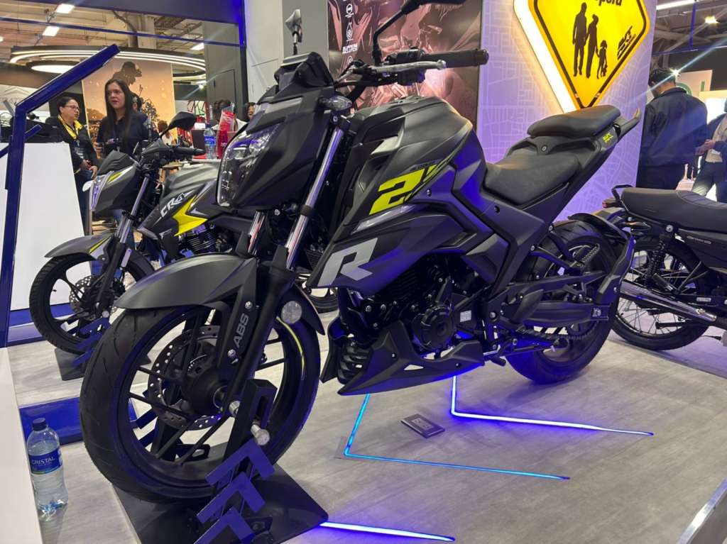 AKT 250R.