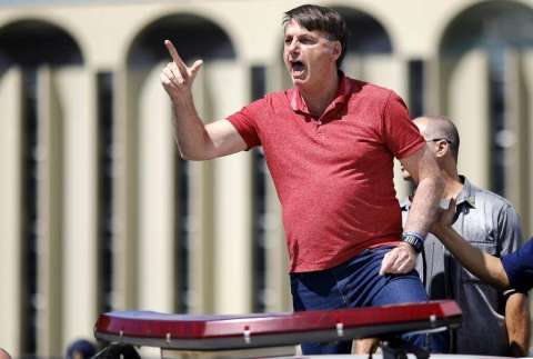 Opinión: Bolsonaro está solo, por Fernando Vallejo
