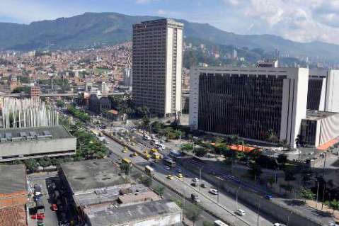 Procuraduría indaga funcionarios de Alcaldía de Medellín por presunta participación en política