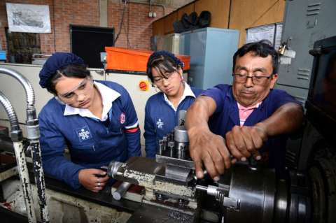 Aplique a uno de los 1.975 cupos para estudiar gratis programas tecnológicos en Bogotá