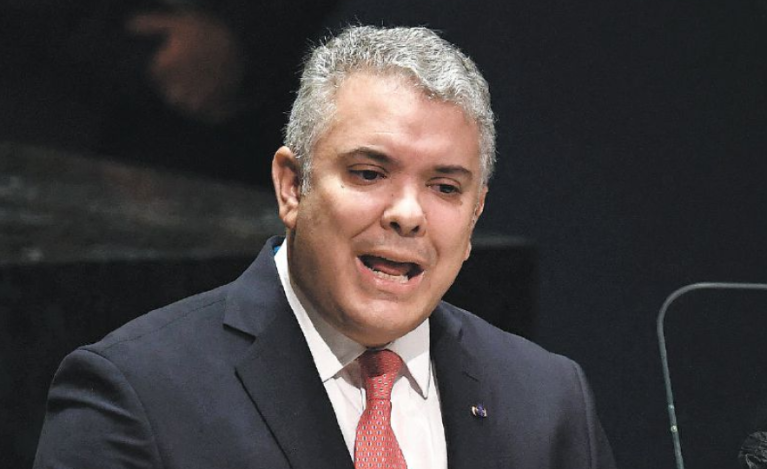 “Maduro ha hecho con Venezuela lo que Putin con Ucrania”: Duque