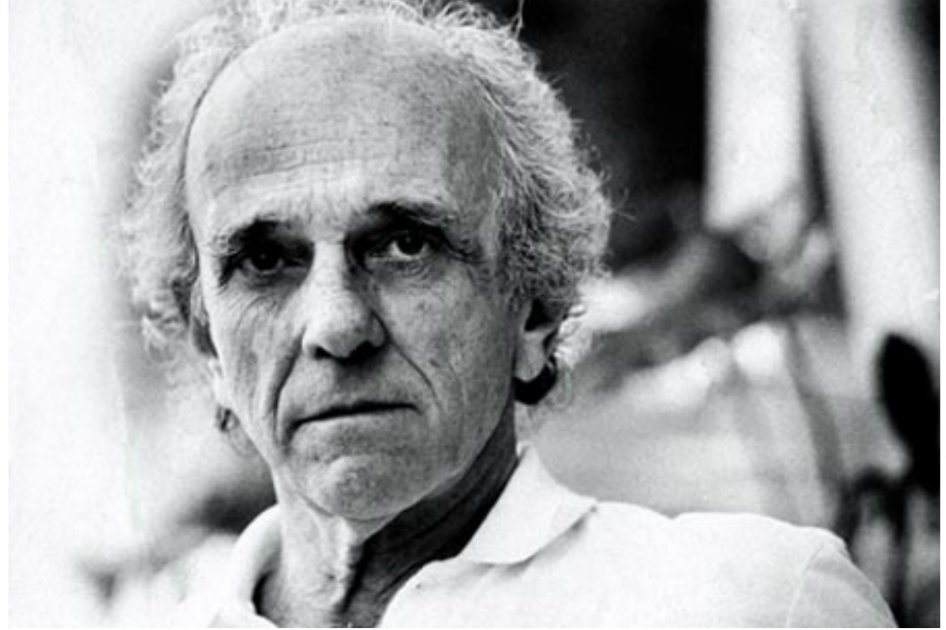 Rubem Fonseca es un escritor y guionista de cine brasileño.