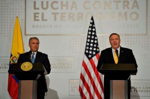 Iván Duque y Mike Pompeo insisten en aliviar la crisis de Venezuela