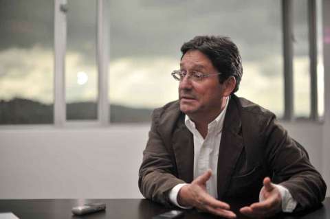 Francisco Santos confirma que asistirá a la posesión de Joe Biden