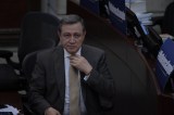 Senador Macías declina su aspiración presidencial y adhiere a Óscar Iván Zuluaga
