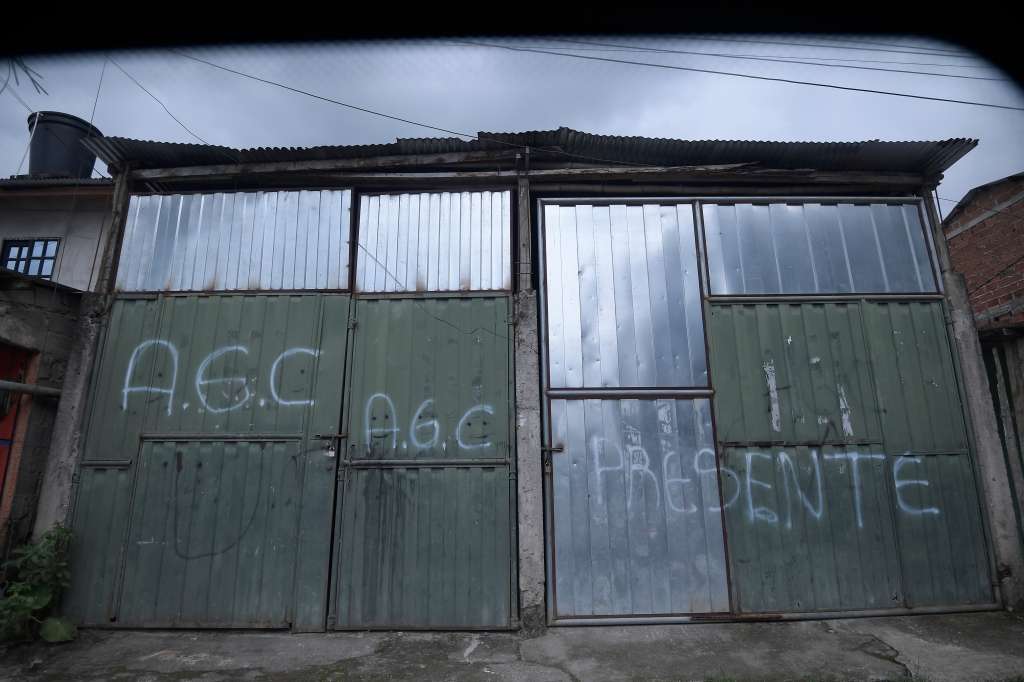Letreros o grafitis de las Autodefensas Gaitanistas de Colombia (AGC), Quibdó - Chocó.