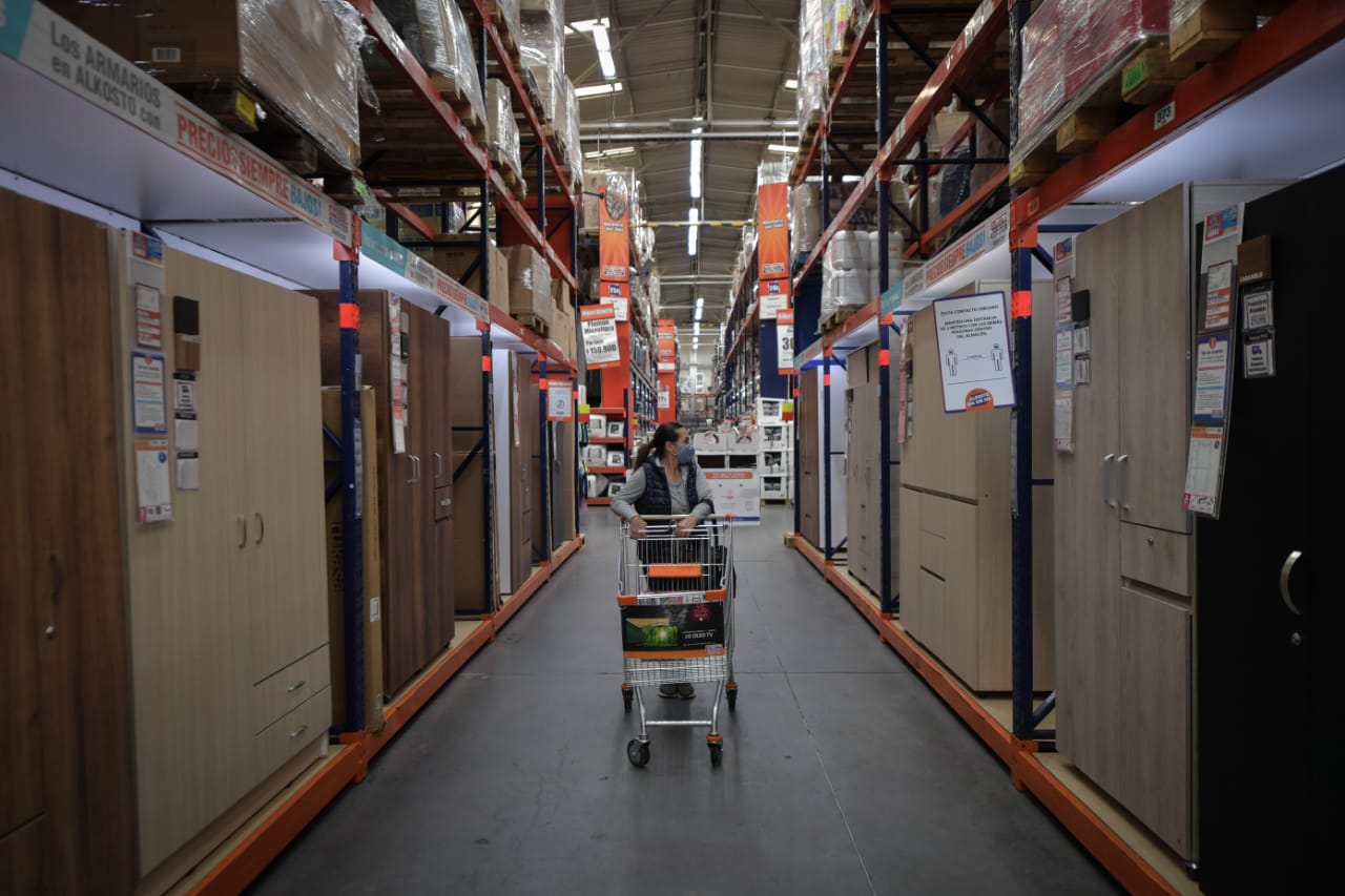 Recientemente se le solicitó a la Superintendencia de Industria y Comercio que verificara que los comercios no estuviesen subiendo los precios de los productos, con el fin de verificar que la jornada cumpla con la regla.