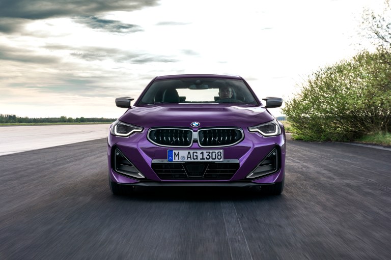 El BMW M240i xDrive Coupé que llegó a Colombia incluye un motor turbocargado M Performance, de seis cilindros en línea.