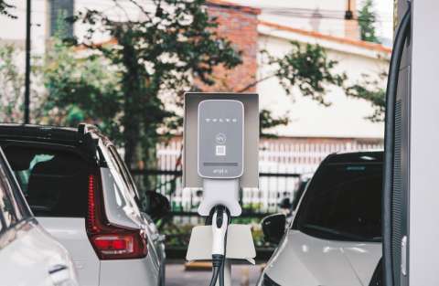 En Reino Unido los vehículos eléctricos ya erosionan la demanda de combustibles