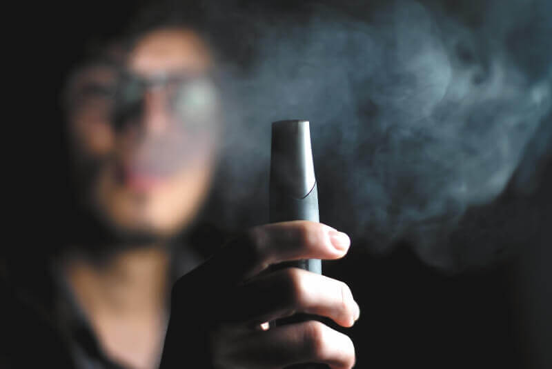 Los cigarrillos electrónicos se están convirtiendo en un problema de salud pública.