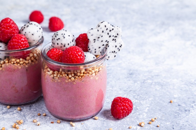 Desayuno a otro nivel: así se prepara un smoothie bowl