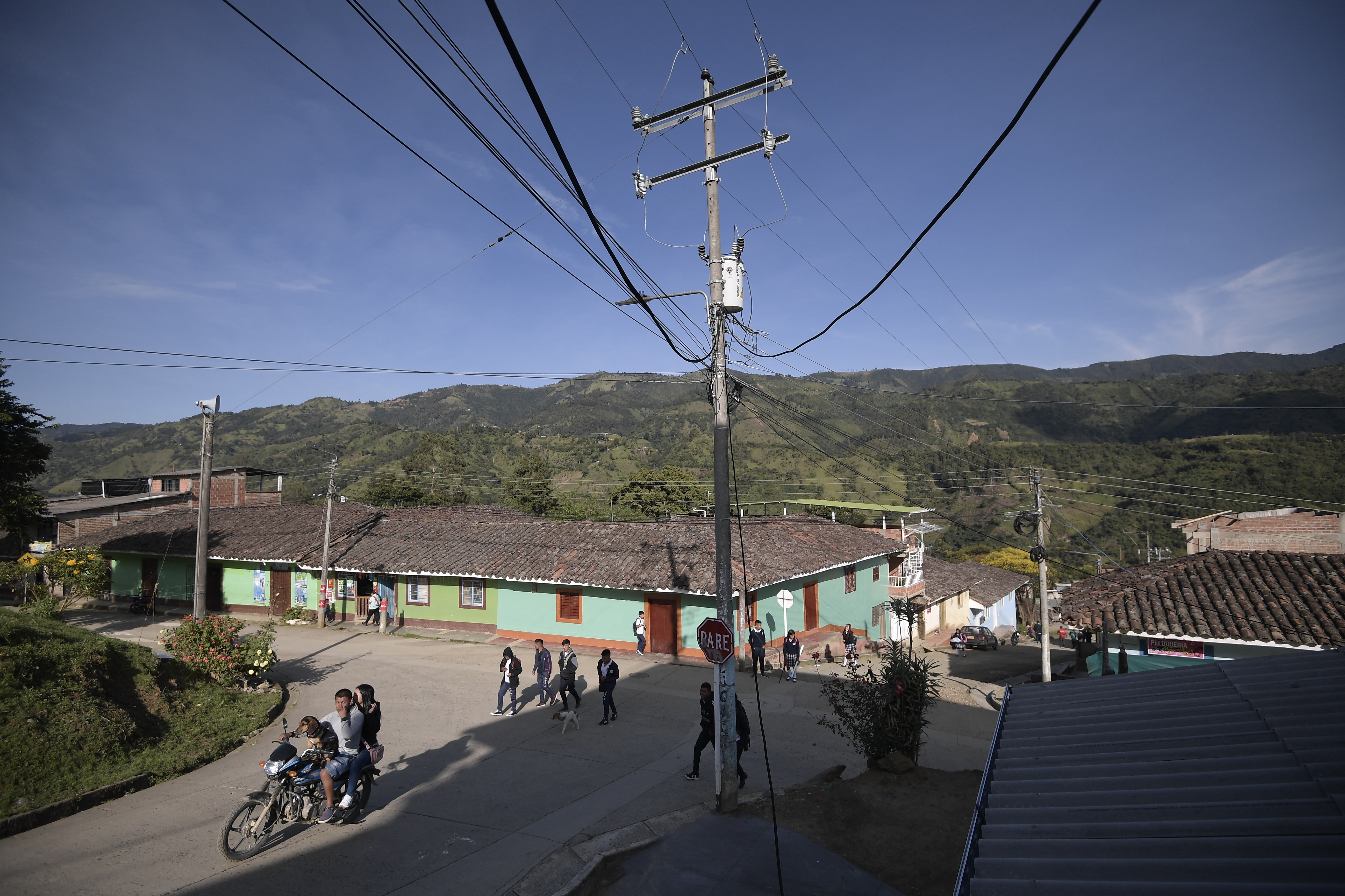 Diferentes aspectos de este municipio del Cauca: Vistas panorámicas, aves, habitantes.
