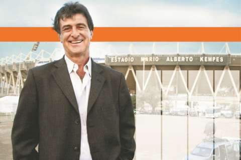 Mario Kempes: “Nos falta un Mundial de Messi”