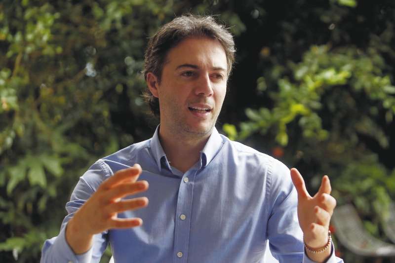 El alcalde de Medellín, Daniel Quintero, asegura que las acciones no generan dividendos y que en unos años se requerirá hacer una inversión tecnológica a la empresa.