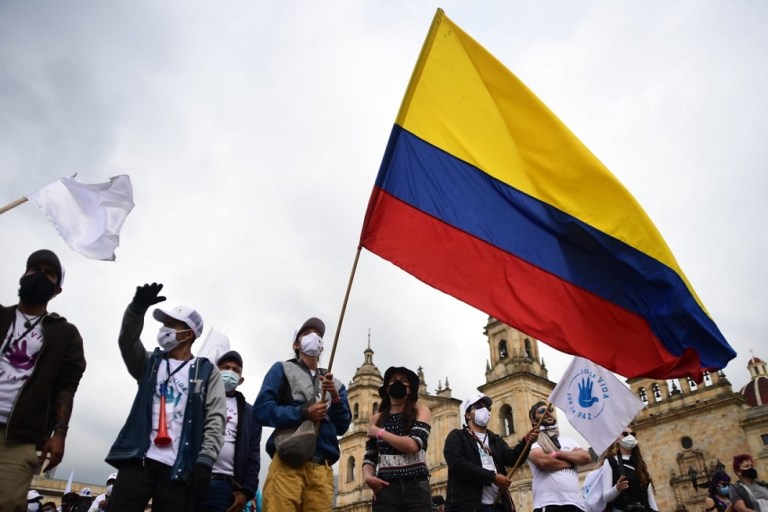 “Paz total”, con el acelerador al piso en el Congreso