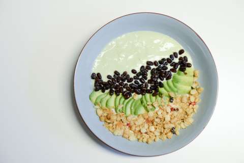 ¡A desayunar! Cuatro recetas con fruta para empezar el día