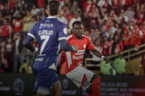 Santa Fe sigue estancado en la Liga BetPlay: se complicó con nuevo empate