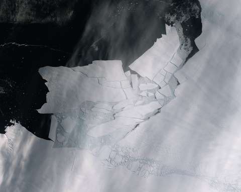 Gigantesco iceberg se desprendió de la Antártida