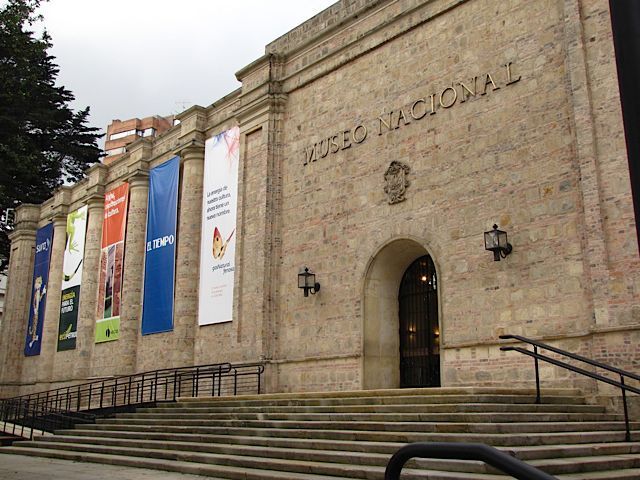 Día de los museos: la descolonización y las guerras conducen a un debate político