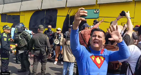 Nuevo enfrentamiento por mural pintado en Cúcuta; tuvo que intervenir la Policía