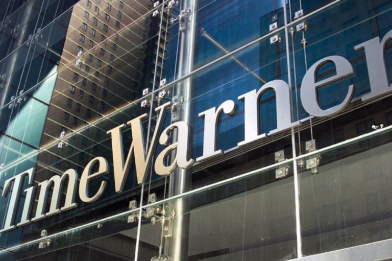 Time Warner gana US$3.827 millones en 2014