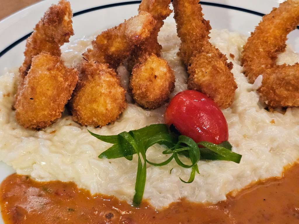 Langostinos apanados en coco y panko