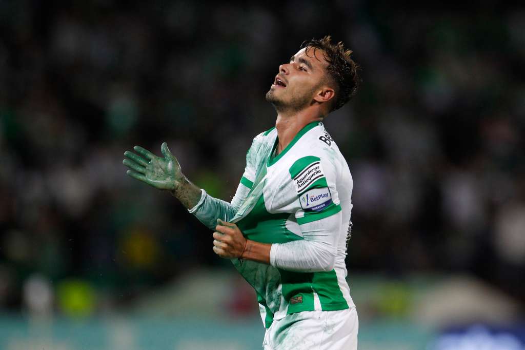 -FOTODELDÍA- AMDEP1639. MEDELLÍN (COLOMBIA), 16/02/2023.- Tomás Ángel Gutiérrez de Nacional celebra un gol hoy, en la final de la Superliga de Colombia entre Atlético Nacional y Deportivo Pereira en el estadio Atanasio Girardot en Medellín (Colombia). EFE/Luis Eduardo Noriega A.