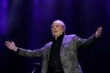 Joan Manuel Serrat: así surgió esta leyenda de la música, premiada esta semana