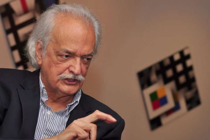 Ómar Rayo, escultor y pintor fallecido en 2010. / Daniel Ianinne-Archivo de El Espectador