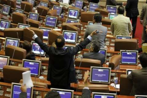 ¿El Congreso les cumplirá la cita a las víctimas?