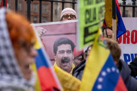 Estados Unidos sale ganando si Venezuela paga la defensa de Nicolás Maduro, ¿por qué?