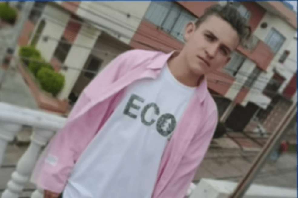 Nicolás Aranda Muñoz, estudiante de Ingienería Civil arrollado por el bus intermunicipal.  / Noticias Caracol