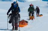 Expedicionarios, listos para ascender al segundo campamento en Monte Vinson