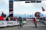Miguel Á. López le ganó el duelo a Iván Sosa y es líder de la Vuelta a Burgos