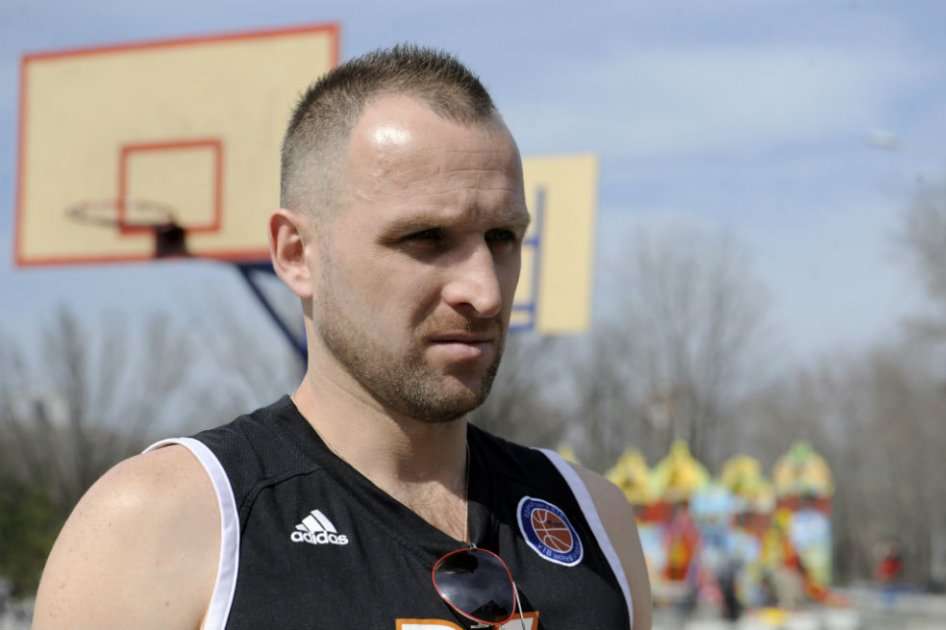 Oleg Golovin, basquetbolista que está entrenando de cara a la Euroliga 2015. Foto: Alexander Gayuk, AFP