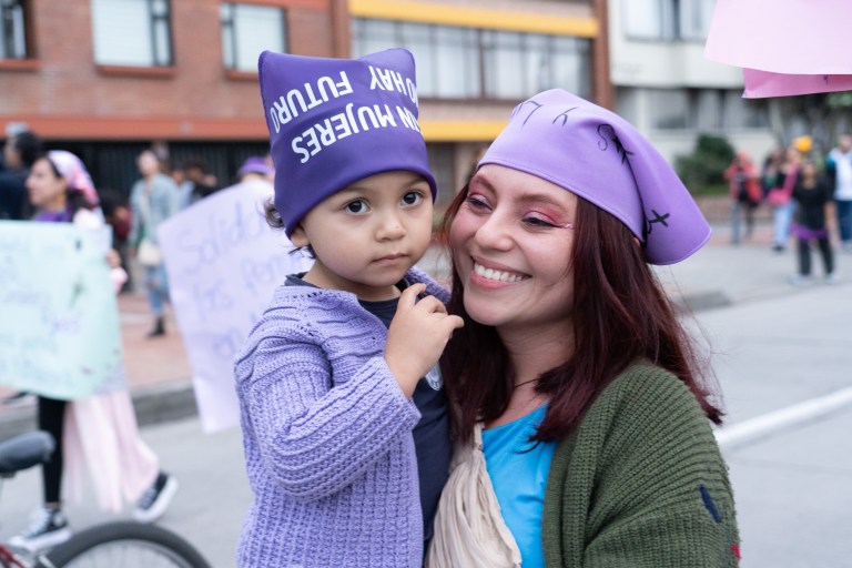 Las fotos que dejó la marcha del 8M en Bogotá.