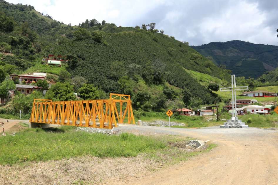 Ya se hizo la reparación de seis puentes vehiculares y seis peatonales. / Cortesía