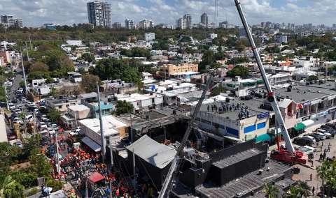 “Fue como un tsunami o un temblor”: voces de la tragedia de Santo Domingo