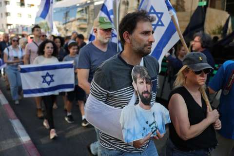 Hamás entrega cadáveres a Israel: uno de estos no coincide con ningún rehén
