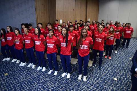 ¡Bienvenidos, campeones! La selección colombiana de patinaje regresó a casa