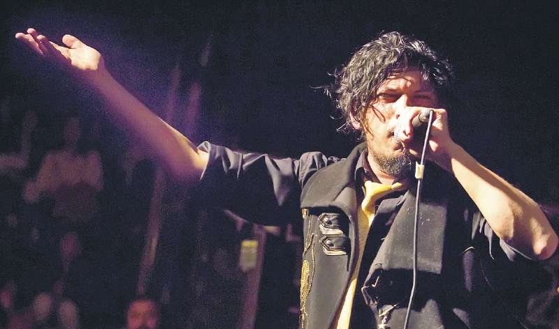 Juan F. Cano es músico y licenciado en artes visuales. / Cortesía: Donny Guevara