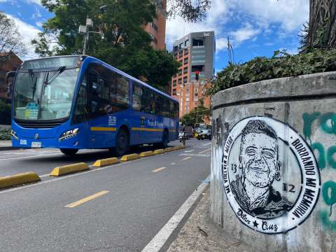 La controversia detrás de los rostros de víctimas de Estado tapados sobre la Séptima