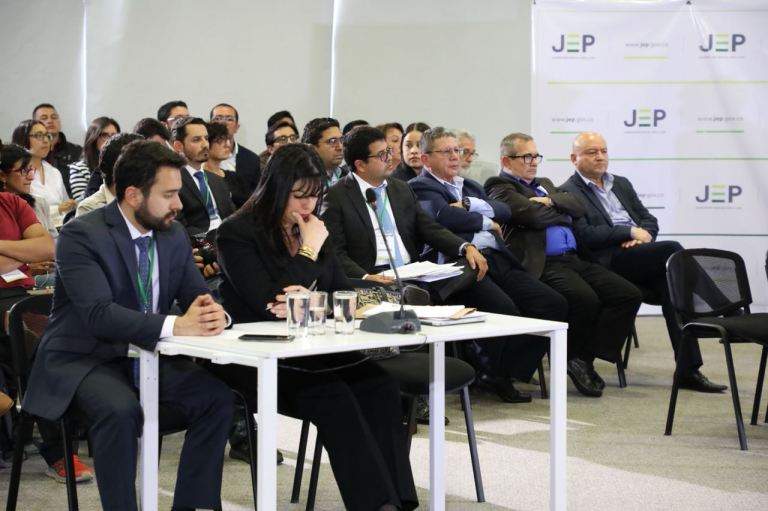 Rodrigo Londoño, Catatumbo y «Lozada» comparecen en la JEP por casos de secuestro