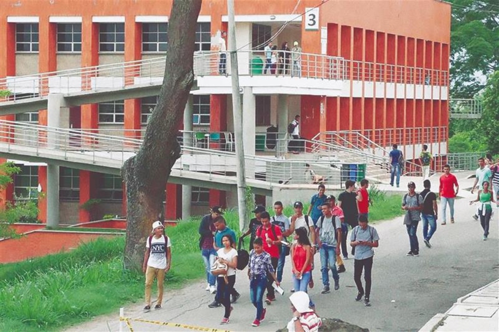 El presupuesto de la universidad es más de $110.000 millones.