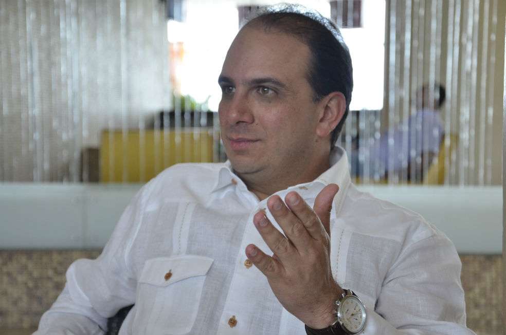 Camargo anunció que continuará en aislamiento, como indican protocolos, coordinando desde su casa los asuntos de Fededepartamentos.