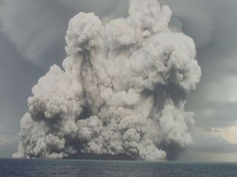 La erupción volcánica de Tonga tuvo efectos en el espacio