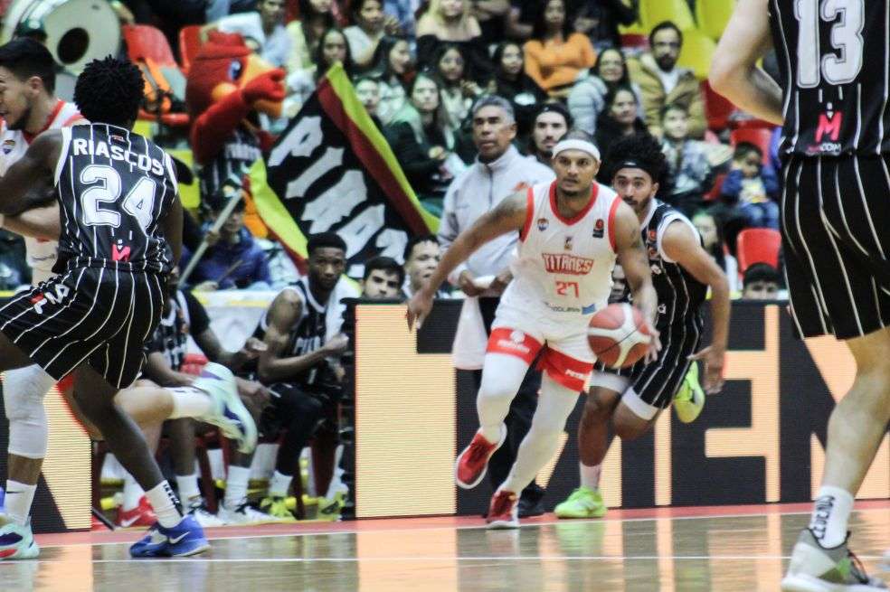 Titanes de Barranquilla es el máximo candidato al título en la Liga.