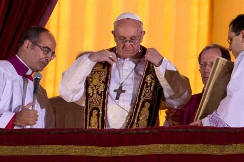 Nuevo papa se llamará simplemente Francisco, no Francisco I